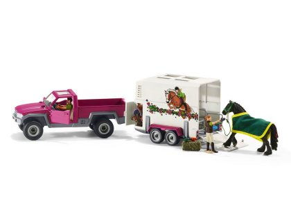 Pick Up with Horse Box